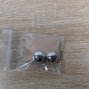Vintage Silver-Tone Ball Clip-On Earrings – Large Round Design